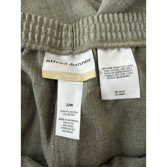 Alfred Dunner 22W Sage Slacks, Botanical Gardens NWT Proportioned Short - Picture 4 of 6